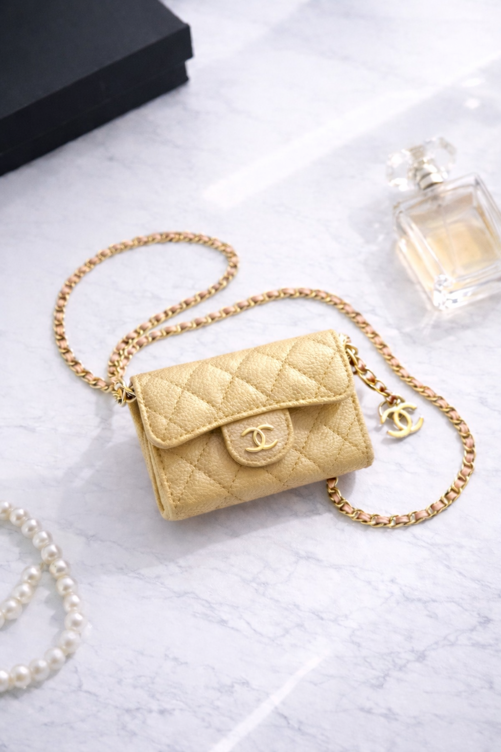Mini sac cc doré