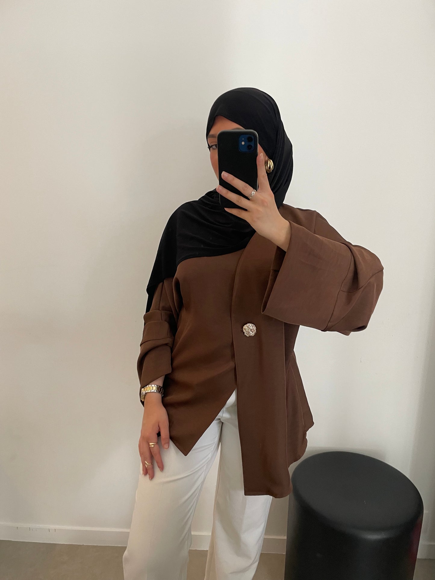 Blouse satinée marron