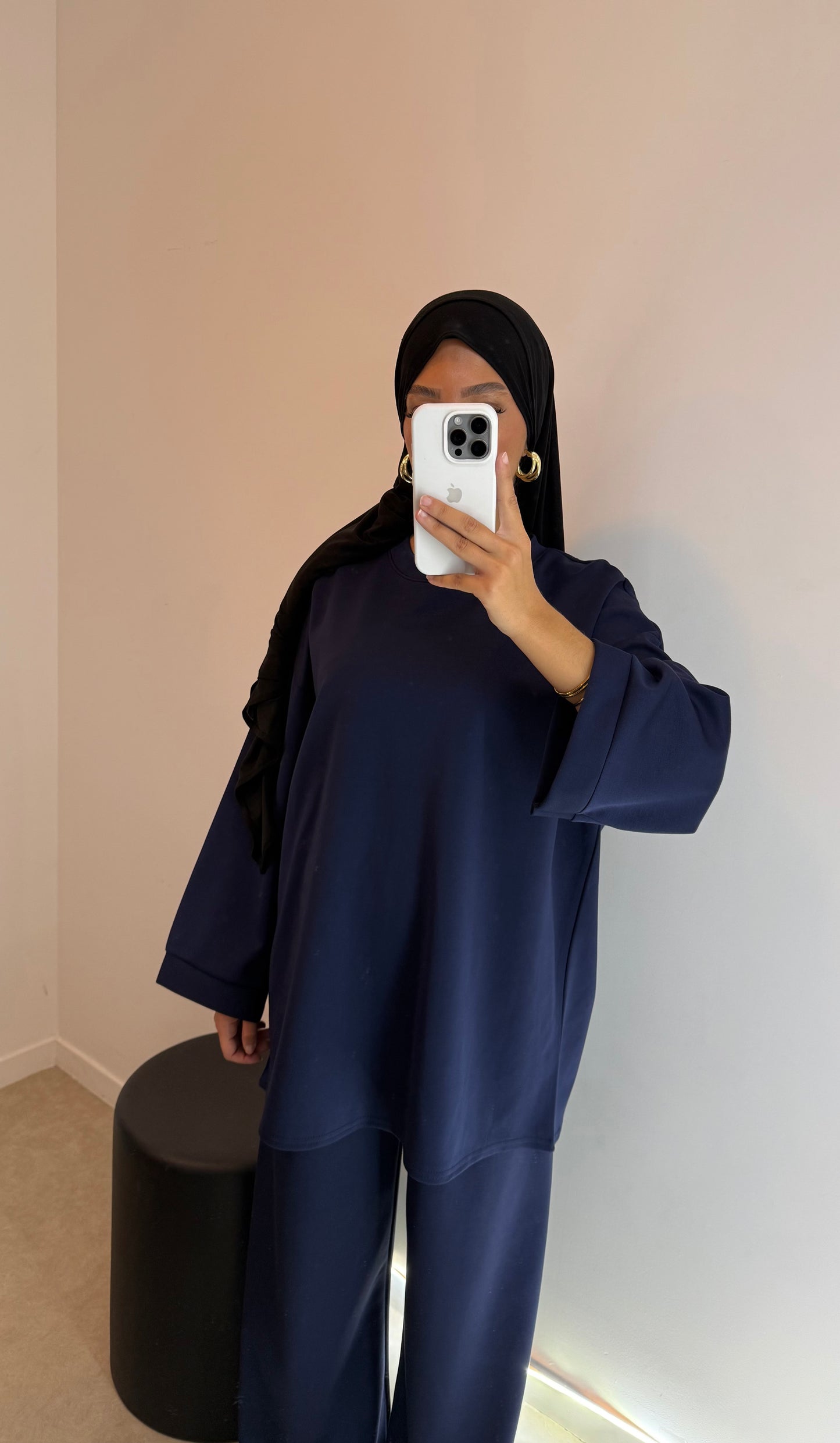 Ensemble bleu marine