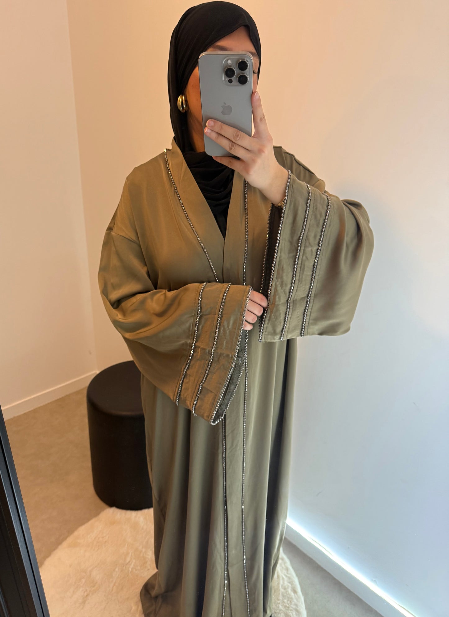 Abaya kaki satinée