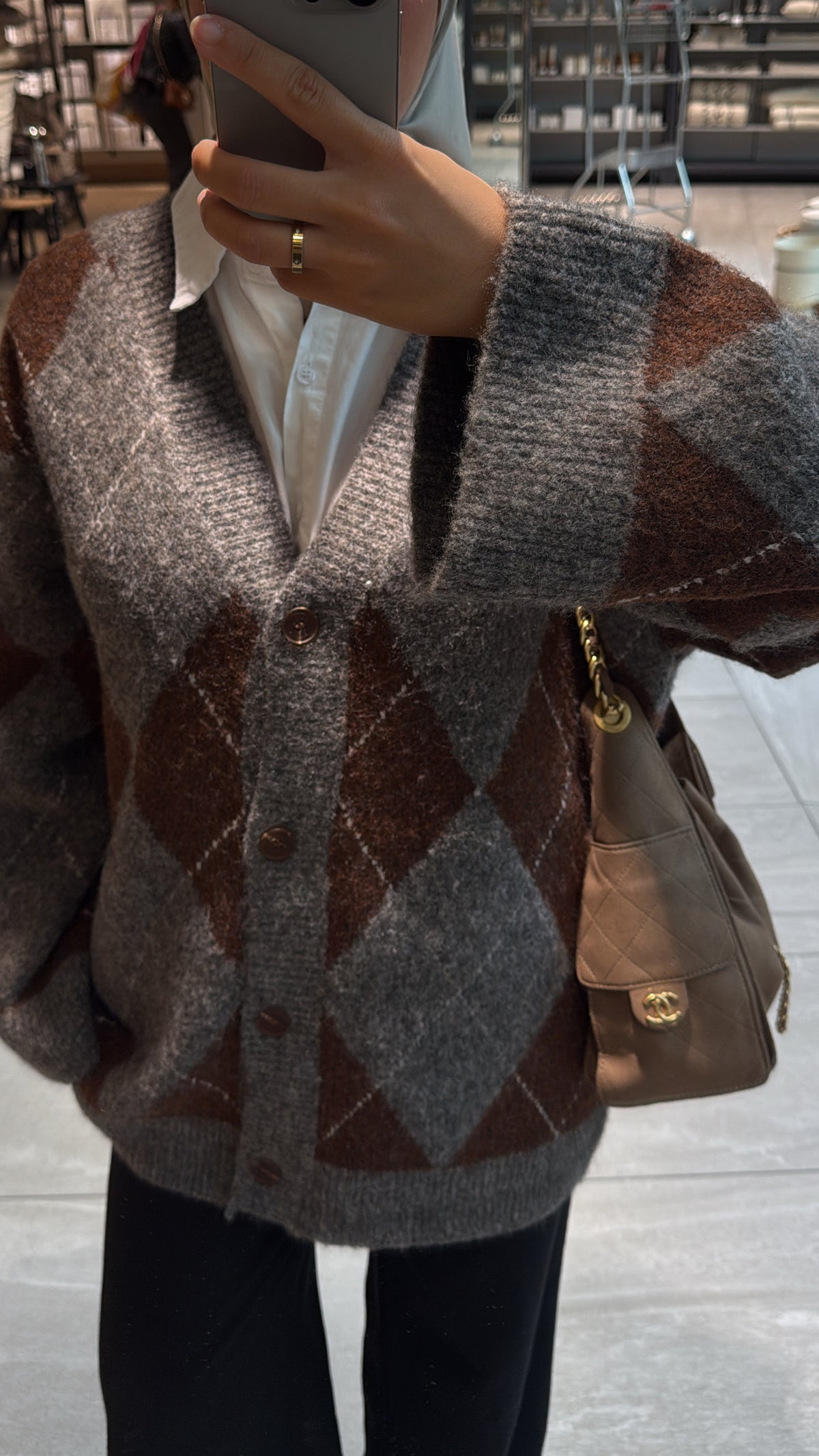 Cardigan en laine gris foncée