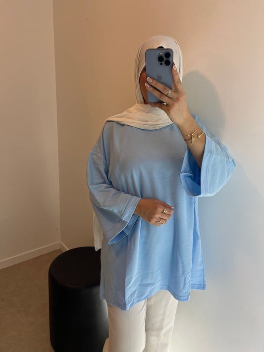 Tee-shirt bleu ciel