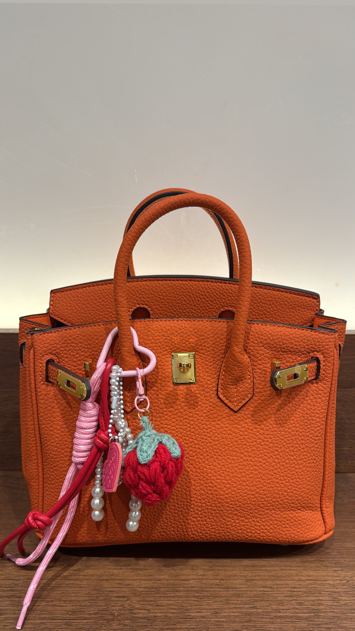 Charm de sac fraise
