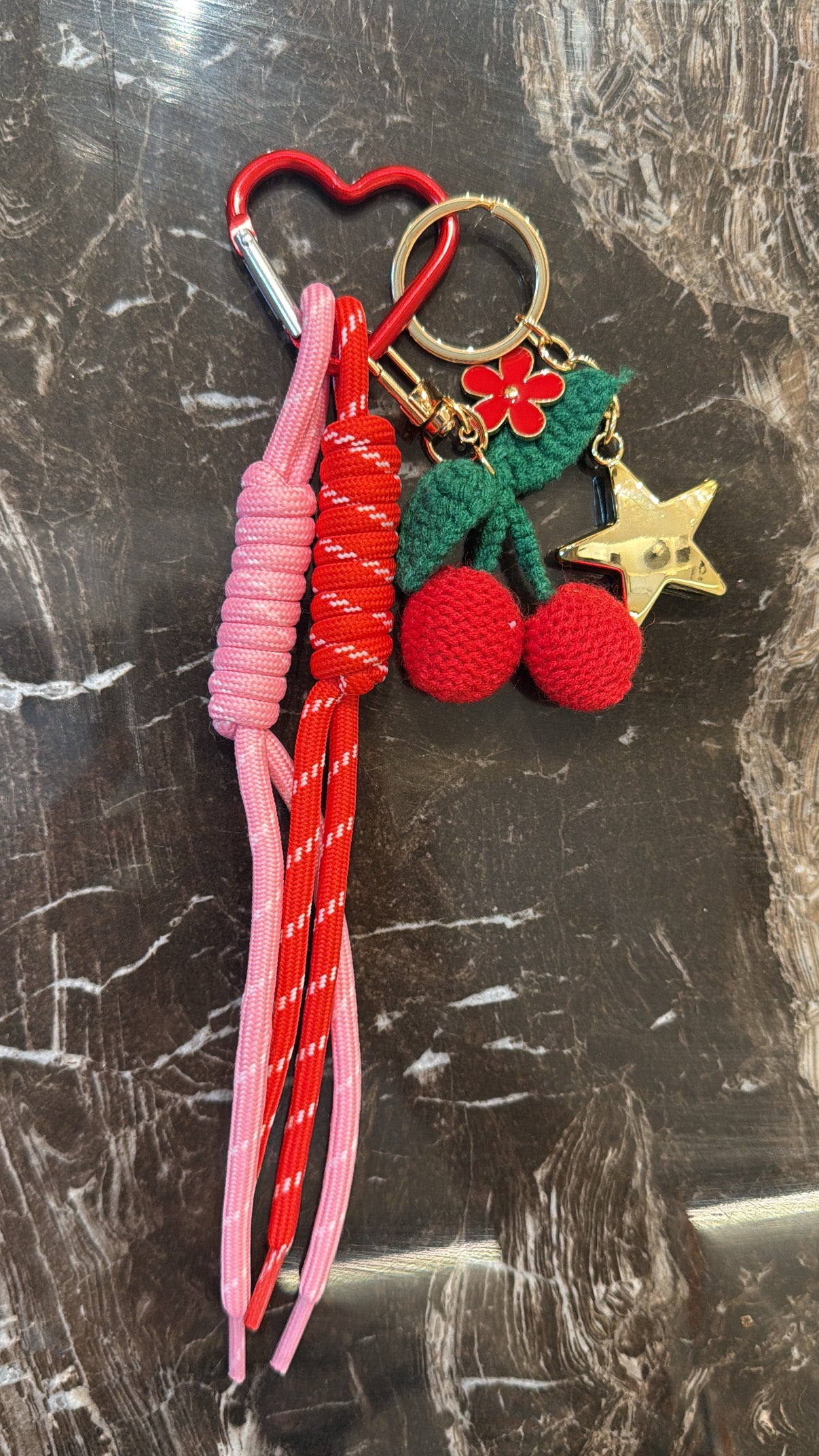 Charm de sac cerise
