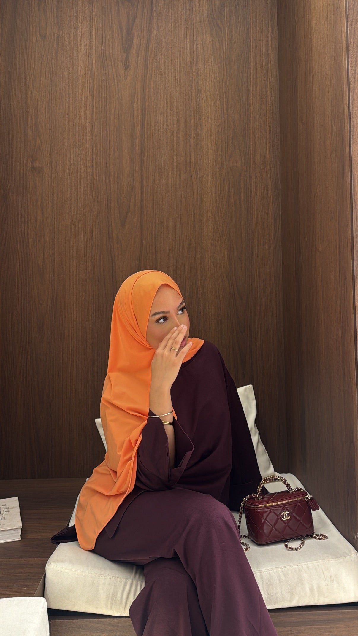 Hijab orange liquid