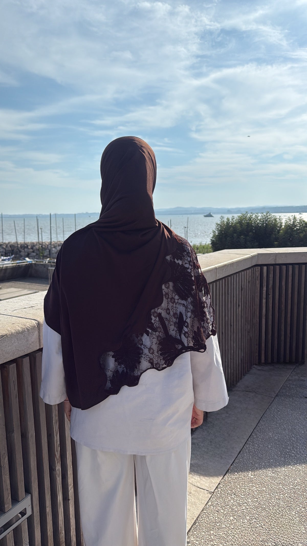 Hijab dentelle marron chocolat