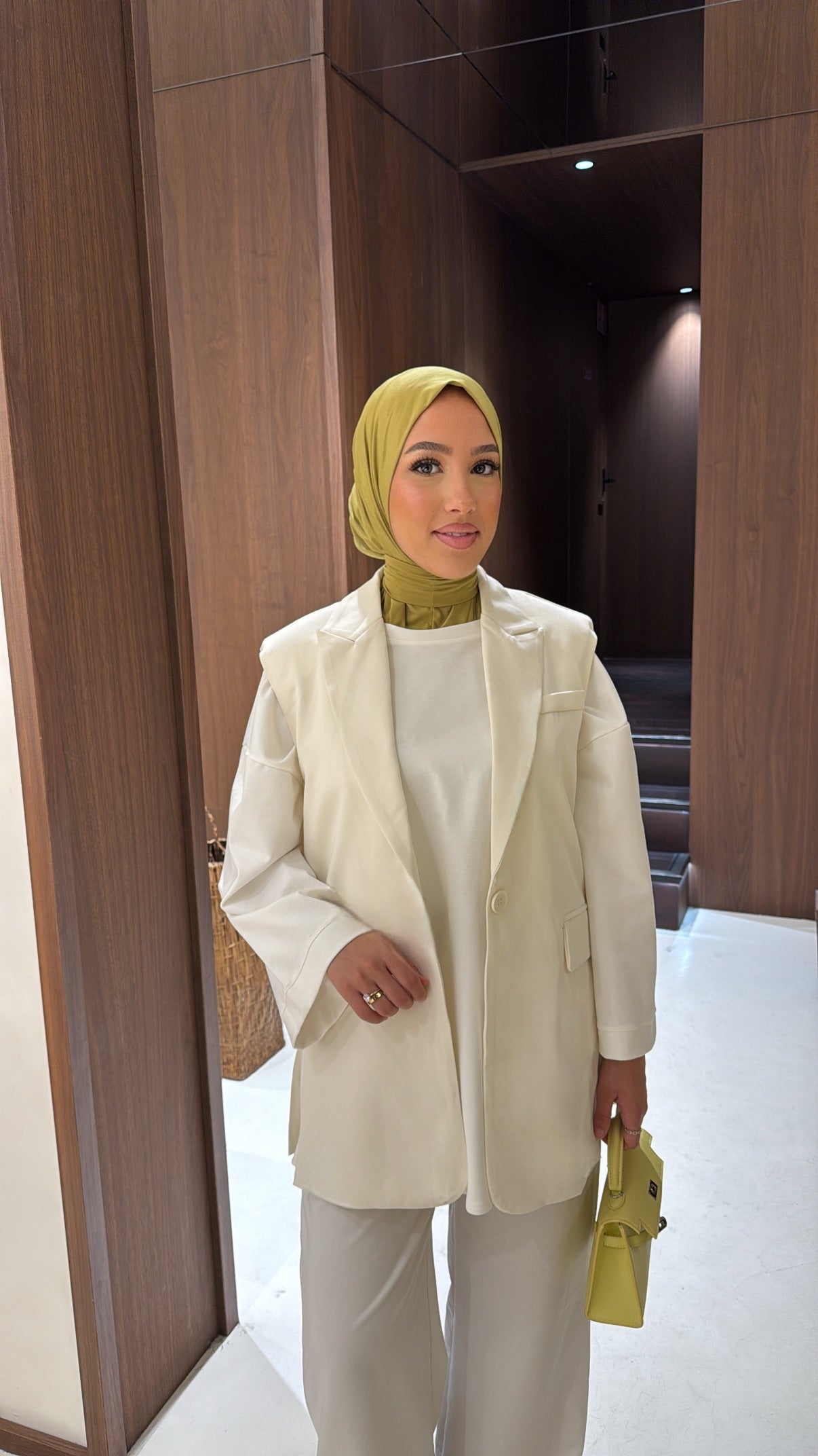 Blazer crème sans manche fente